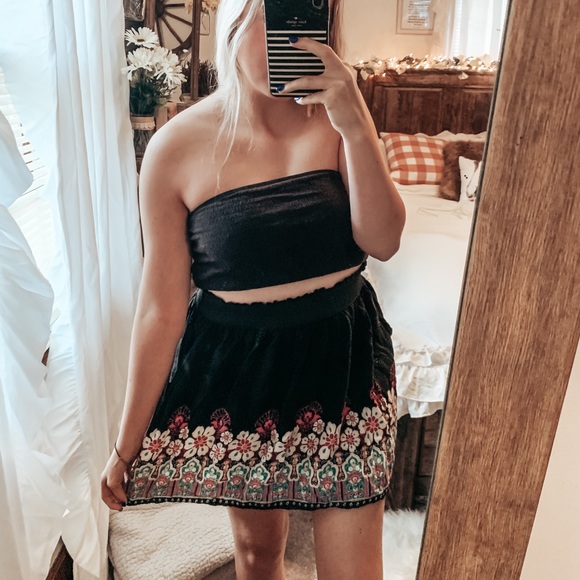 Mudd Dresses & Skirts - Floral Skirt
